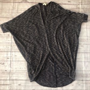 Painted threads size small 1/2 sleeve cardigan